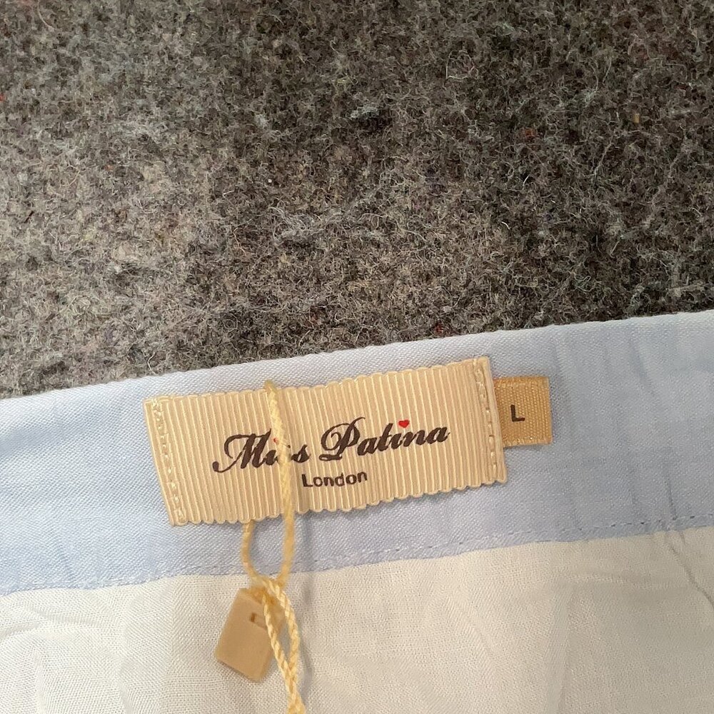 MISS PATINA Stand Out lace skirt in Sky Blue - Picture 7 of 10